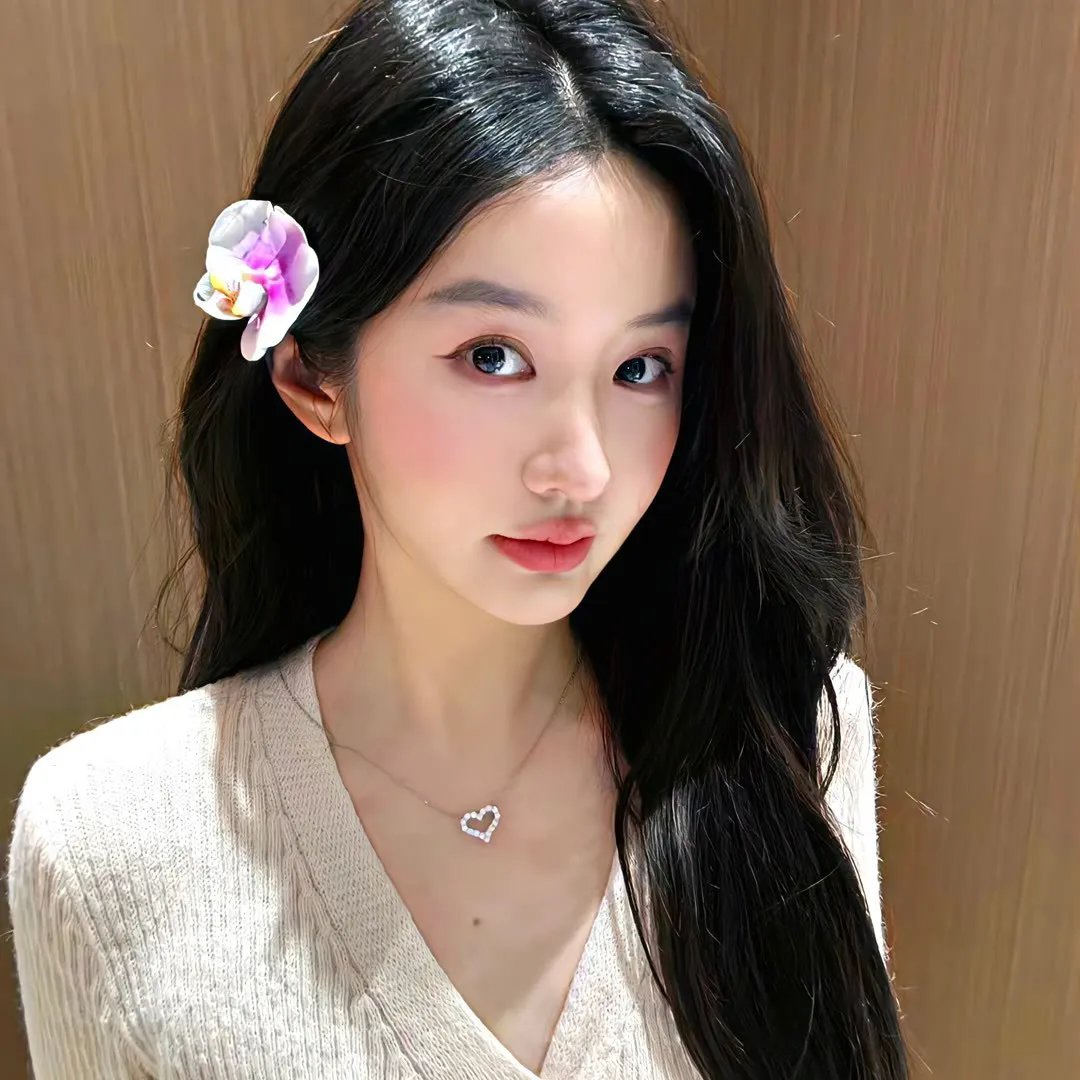 女儿国嬉春