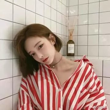 无边春色戏两儍